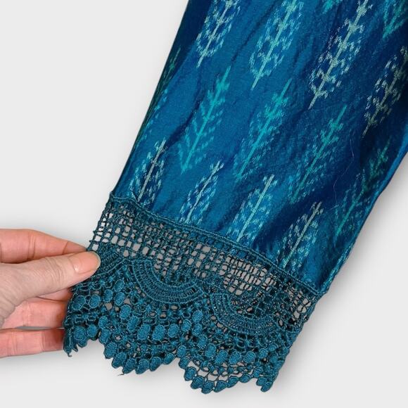 SUNDANCE Teal Embroidered Cotton Silk Blouse Size XS Long Sleeve Crochet Trim - Picture 3 of 7